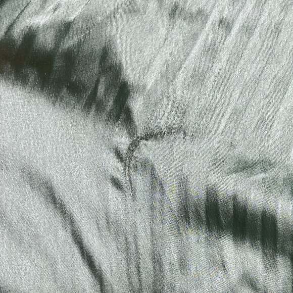 Vince Women's Green Crushed Pleated Satin High Waist Pull On Pants Size Medium - Picture 12 of 12